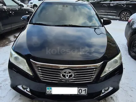 Toyota Camry 2013 года за 10 000 000 тг. в Астана