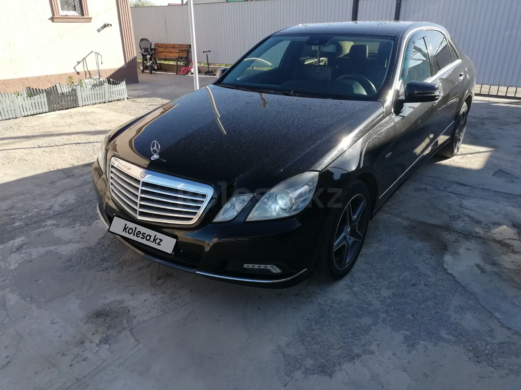 Mercedes-Benz E-Class, 2009