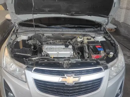 Chevrolet Cruze 2012 года за 3 500 000 тг. в Алматы – фото 14