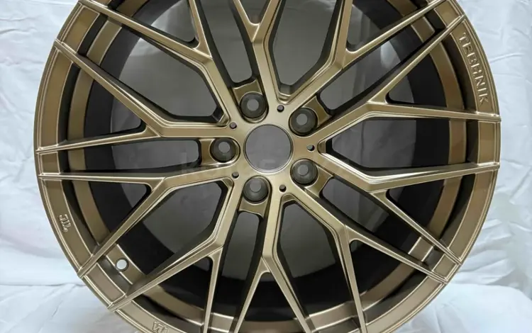 R20 9J 73, 1 ET35 5x108 BRONZEүшін440 000 тг. в Алматы