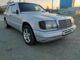 Mercedes-Benz E 200 1993 года за 1 800 000 тг. в Талдыкорган – фото 2