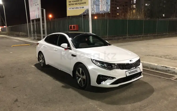 Kia Optima 2018 года за 10 000 000 тг. в Атырау
