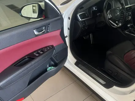 Kia Optima 2018 года за 10 000 000 тг. в Атырау – фото 9