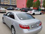 Toyota Camry 2006 года за 4 990 000 тг. в Актобе – фото 4