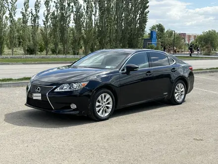 Lexus ES 300h 2013 года за 9 500 000 тг. в Актобе – фото 6