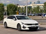 Kia K5 2023 года за 10 290 000 тг. в Астана