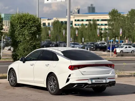 Kia K5 2023 года за 10 290 000 тг. в Астана – фото 6