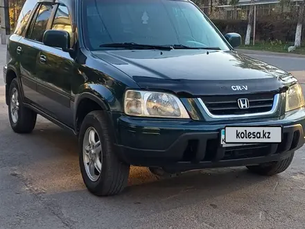 Honda CR-V 1998 года за 3 800 000 тг. в Алматы – фото 2