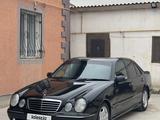 Mercedes-Benz E 280 2000 года за 3 000 000 тг. в Актау – фото 2