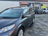 Toyota Sienna 2014 года за 9 300 000 тг. в Атырау – фото 3