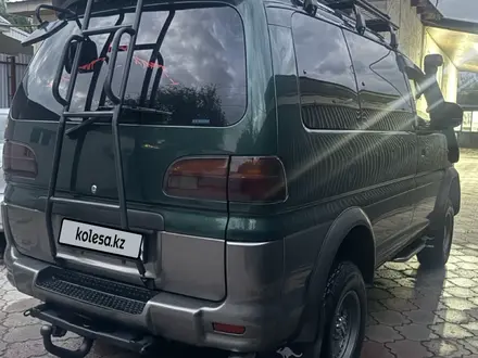 Mitsubishi Delica 1998 года за 7 000 000 тг. в Алматы – фото 4