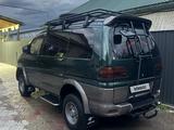Mitsubishi Delica 1998 годаүшін7 000 000 тг. в Алматы – фото 2