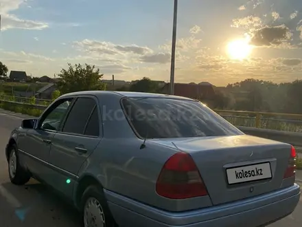 Mercedes-Benz C 280 1993 года за 1 600 000 тг. в Алматы – фото 4