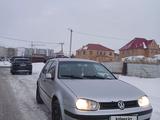 Volkswagen Golf 2000 года за 2 600 000 тг. в Астана – фото 3