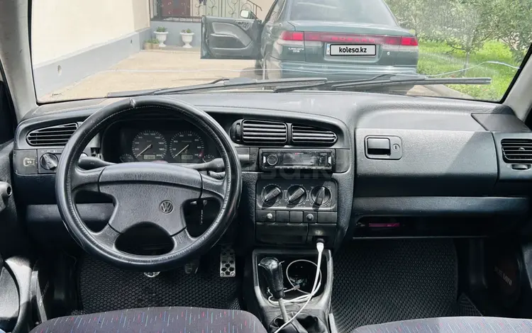 Volkswagen Golf 1993 годаүшін900 000 тг. в Алматы