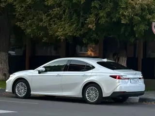 Toyota Camry, 2026