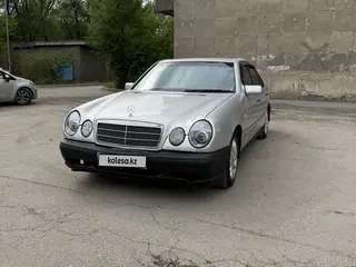 Mercedes-Benz E 55 AMG