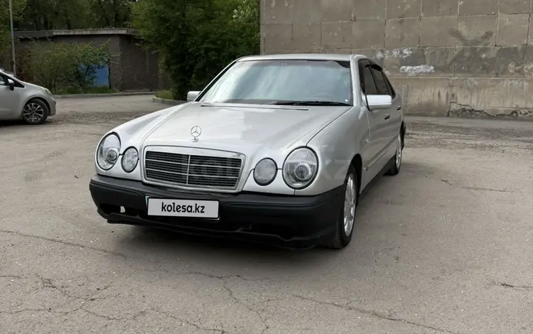 Mercedes-Benz E 55 AMG 1996 года за 3 850 000 тг. в Алматы