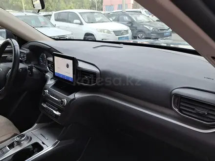 Ford Explorer 2020 года за 15 500 000 тг. в Алматы – фото 13
