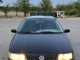 Volkswagen Passat 1994 года за 900 000 тг. в Уральск
