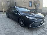 Toyota Camry 2021 годаүшін21 500 000 тг. в Актобе – фото 4