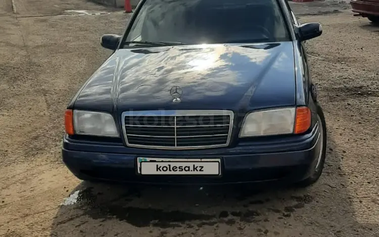 Mercedes-Benz C 180 1995 года за 1 680 000 тг. в Караганда