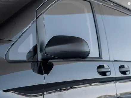 Mercedes-Benz Vito 2023 года за 41 667 000 тг. в Алматы – фото 26