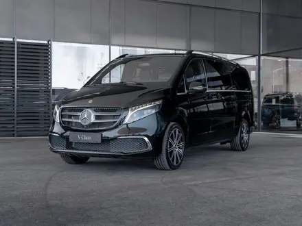 Mercedes-Benz Vito 2023 года за 41 667 000 тг. в Алматы – фото 2
