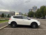 Toyota RAV4 2017 годаүшін11 900 000 тг. в Алматы – фото 3