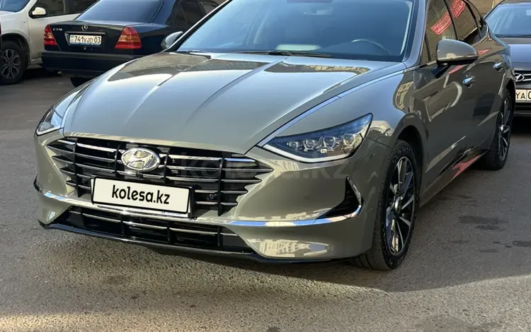 Hyundai Sonata 2022 годаүшін12 800 000 тг. в Астана