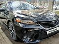 Toyota Camry 2018 года за 11 000 000 тг. в Алматы