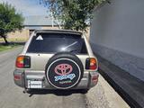 Toyota RAV4 1996 года за 1 850 000 тг. в Шымкент – фото 5