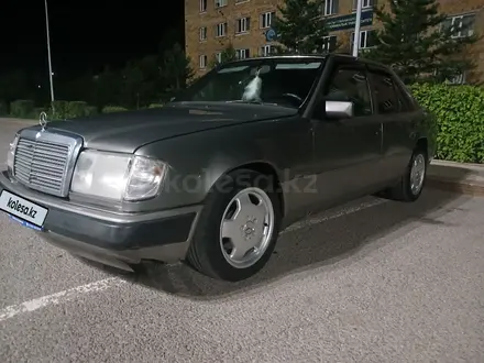 Mercedes-Benz E 200 1992 года за 1 500 000 тг. в Караганда – фото 4