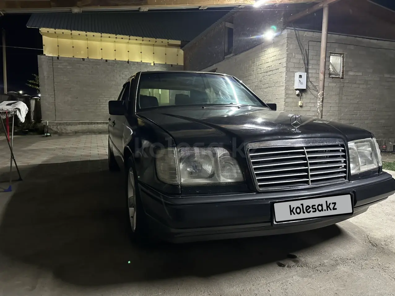 Mercedes-Benz E-Class, 1992