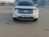 Toyota Highlander 2013 годаүшін13 500 000 тг. в Астана