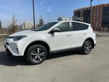 Toyota RAV4 2016 года за 12 200 000 тг. в Усть-Каменогорск – фото 3