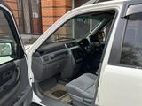 Honda CR-V 1997 года за 3 600 000 тг. в Алматы – фото 3