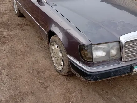 Mercedes-Benz E 230 1992 года за 1 300 000 тг. в Тарановское – фото 2