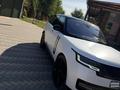 Land Rover Range Rover 2024 года за 105 000 000 тг. в Алматы – фото 7