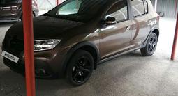 Renault Sandero Stepway 2022 года за 7 000 000 тг. в Астана – фото 2