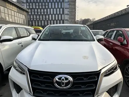 Toyota Fortuner 2022 года за 22 500 000 тг. в Алматы – фото 2