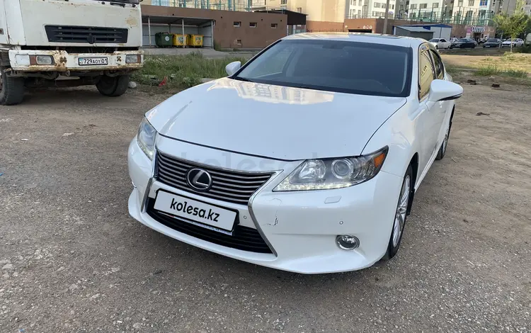 Lexus ES 250 2014 года за 10 500 000 тг. в Астана