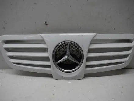 Решетка радиатора на за 9 990 тг. в Шымкент – фото 3