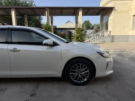Toyota Camry 2018 года за 11 500 000 тг. в Шымкент – фото 10