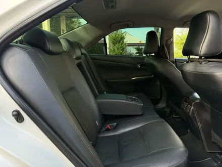 Toyota Camry 2018 года за 11 500 000 тг. в Шымкент – фото 13
