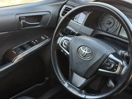 Toyota Camry 2018 года за 11 500 000 тг. в Шымкент – фото 14