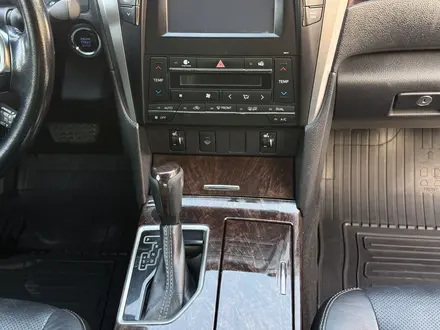 Toyota Camry 2018 года за 11 500 000 тг. в Шымкент – фото 15