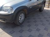 Chevrolet Niva 2014 годаүшін3 600 000 тг. в Шымкент – фото 2
