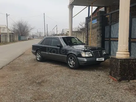 Mercedes-Benz E 280 1993 года за 2 800 000 тг. в Тараз – фото 2