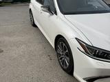 Lexus ES 250 2018 года за 15 500 000 тг. в Шымкент – фото 3